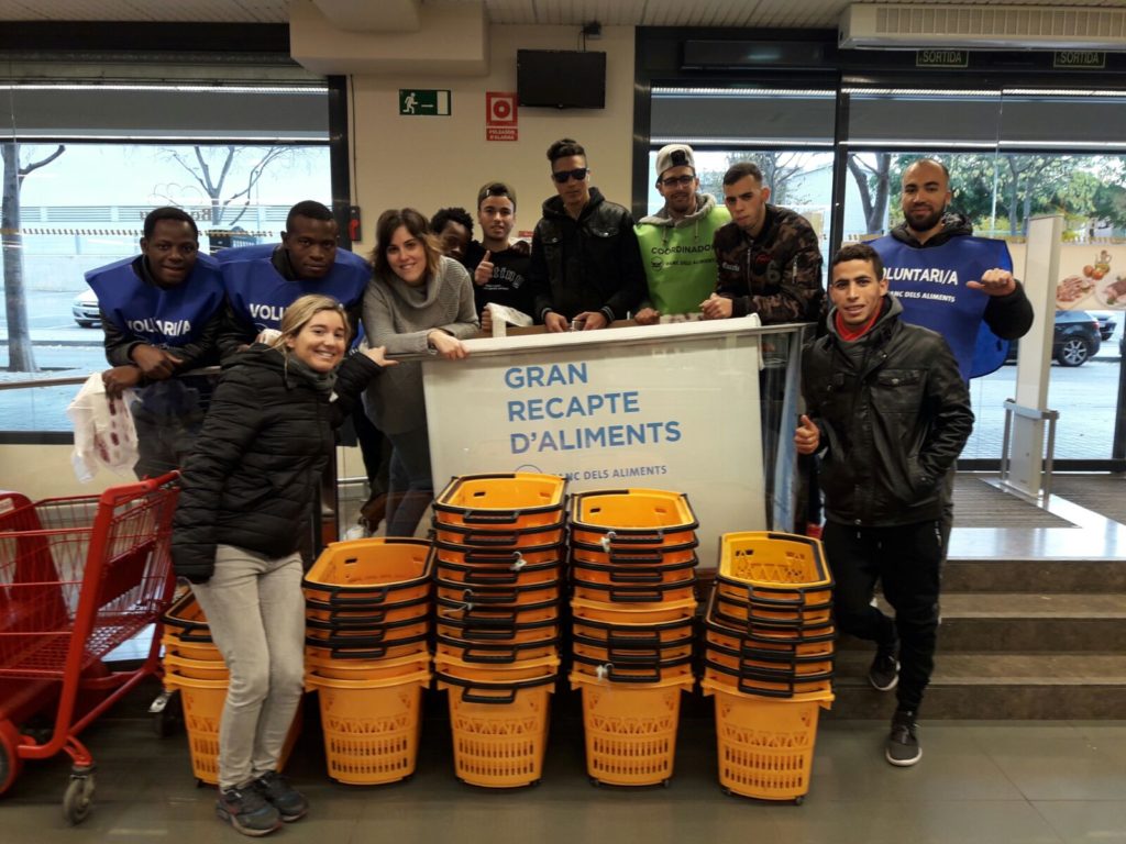 Gran Recapte, solidaritat, aliments, Iniciatives Solidàries